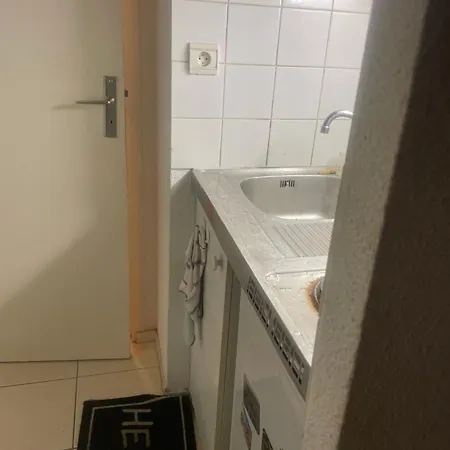 Wilson Apartment *